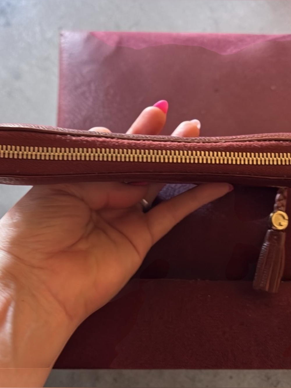 EUC Gucci Leather wallet/Clutch - Picture 4 of 9